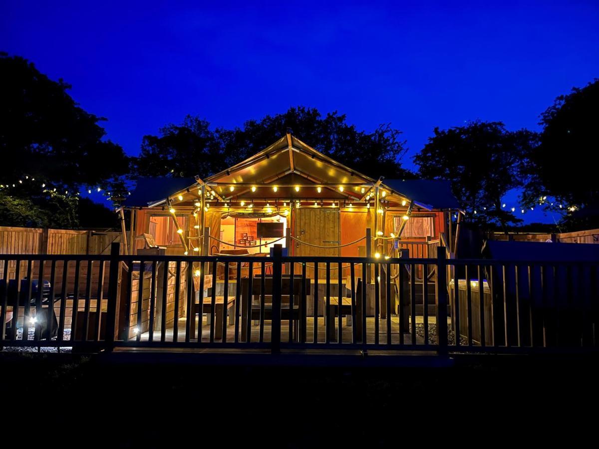 Jungle Book Safari Tent Tenby Luaran gambar